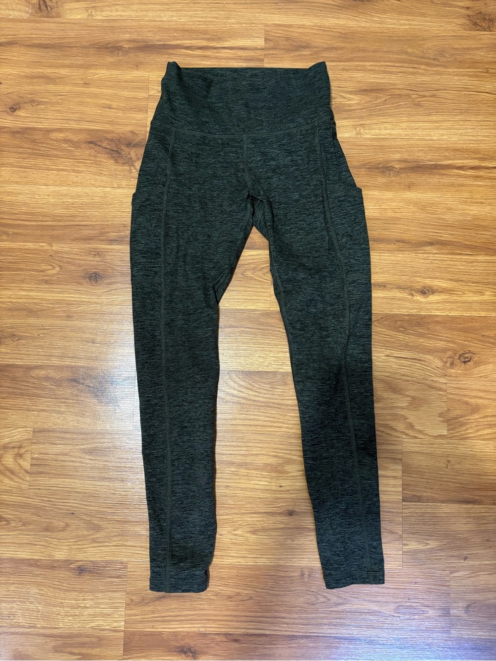 aerie Offline Black/Green Heathered High-Rise Leggings